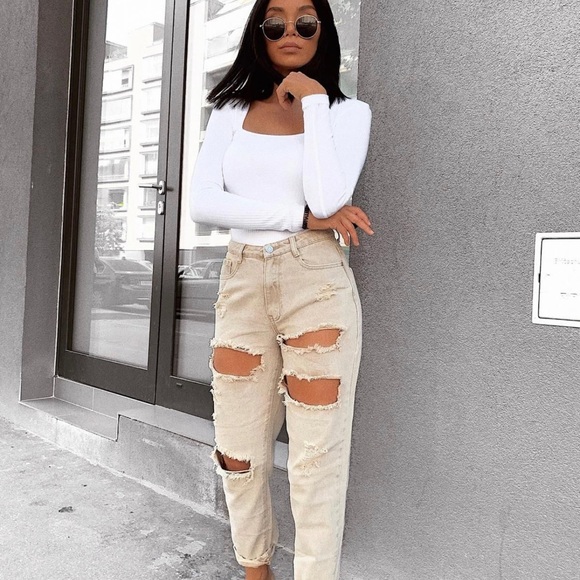 Missguided Brand Riot High Rise Extreme Ripped Mom Jeans - Picture 7 of 13